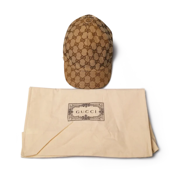 DO01061439 Gucci GG Supreme Canvas Baseball Cap